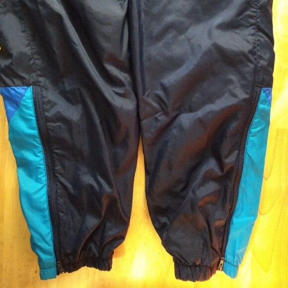 Vintage Nike Spell Out Mesh Lined Wind Pants Joggers Trainers - Picture 8 of 8